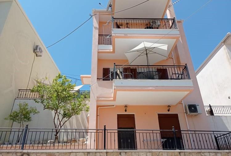 Hermes Holiday Home In The Port Of Sivota Extérieur photo