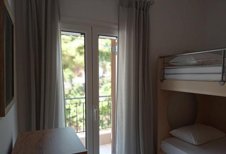 Hermes Holiday Home In The Port Of Sivota Extérieur photo