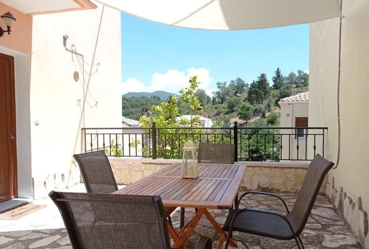 Hermes Holiday Home In The Port Of Sivota Extérieur photo