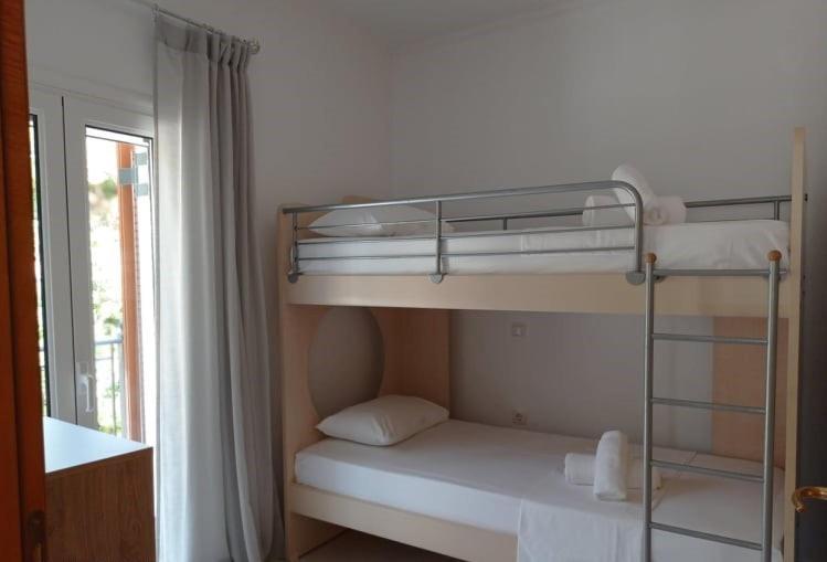 Hermes Holiday Home In The Port Of Sivota Extérieur photo